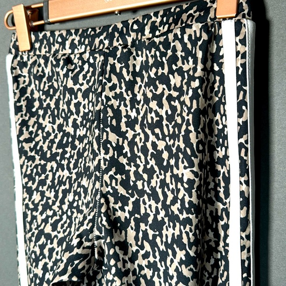 Adidas women’s tights. Black/tan camo. Size XXS. - Picture 5 of 8